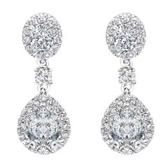 1.47 Carat Pear Shape Diamond Drop Dangle Earrings Pierced