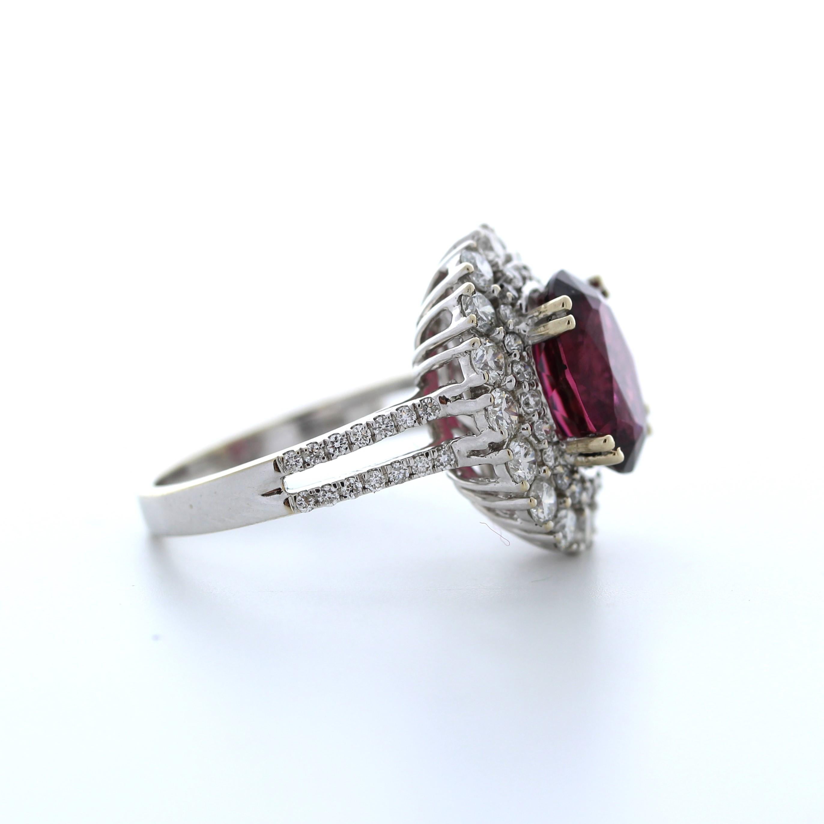 Contemporary 1.47 Carat Weight Reddish Pink Garnet & Round Diamond Fashion Ring in 14k White  For Sale