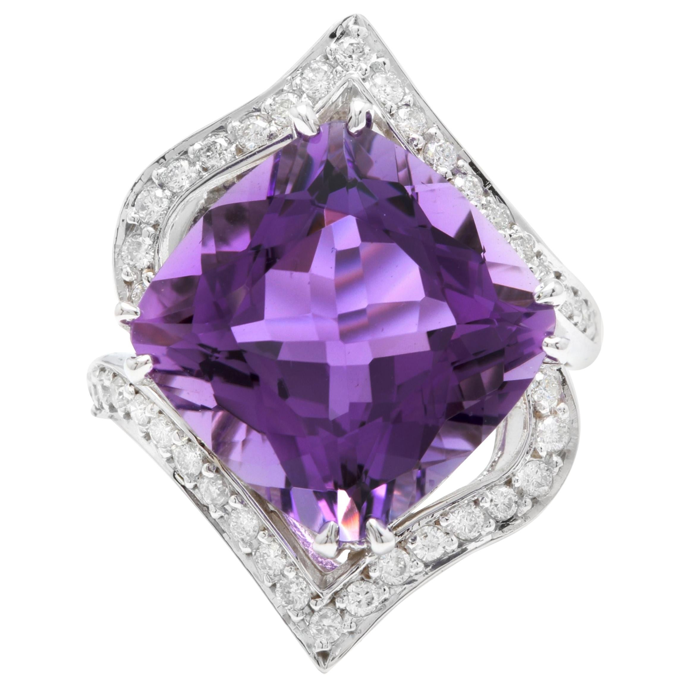 14 Karat massiver Weißgoldring mit 14,70 Karat natürlichem Amethyst und Diamant