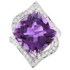 14 Karat massiver Weißgoldring mit 14,70 Karat natürlichem Amethyst und Diamant