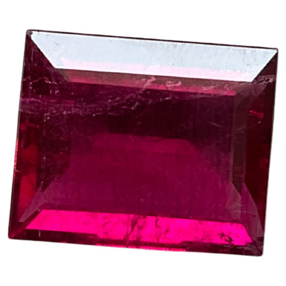 14.70 Carats Rubellite Tourmaline Octagon Cut Stone For Fine Jewelry Natural gem For Sale