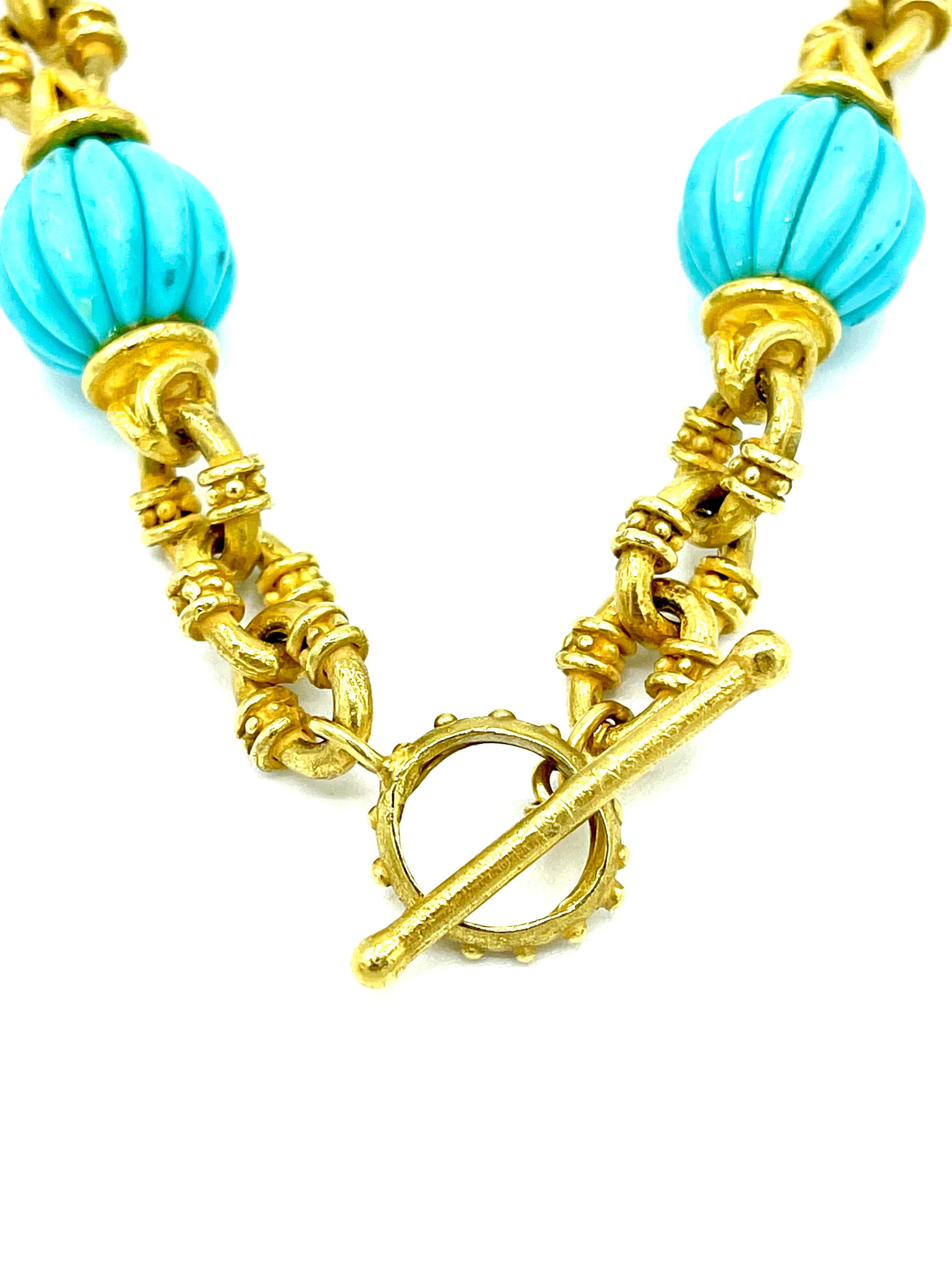 Halskette aus geripptem Türkis und 18 Karat mattem Gelbgold im Zustand „Hervorragend“ im Angebot in Chevy Chase, MD