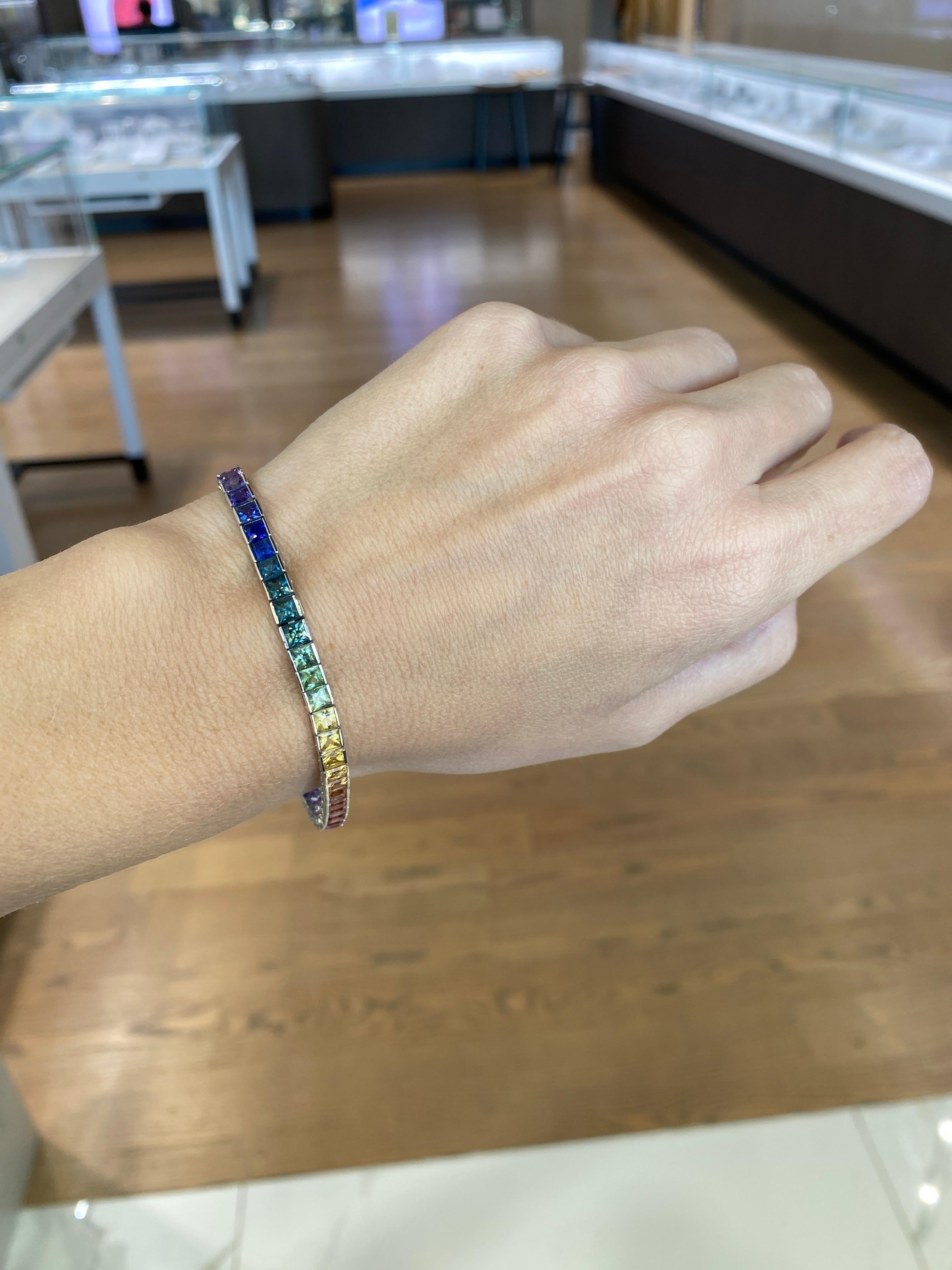 14.73 Carat Total Weight Natural Princess Cut Sapphire Tennis Bracelet For Sale 1