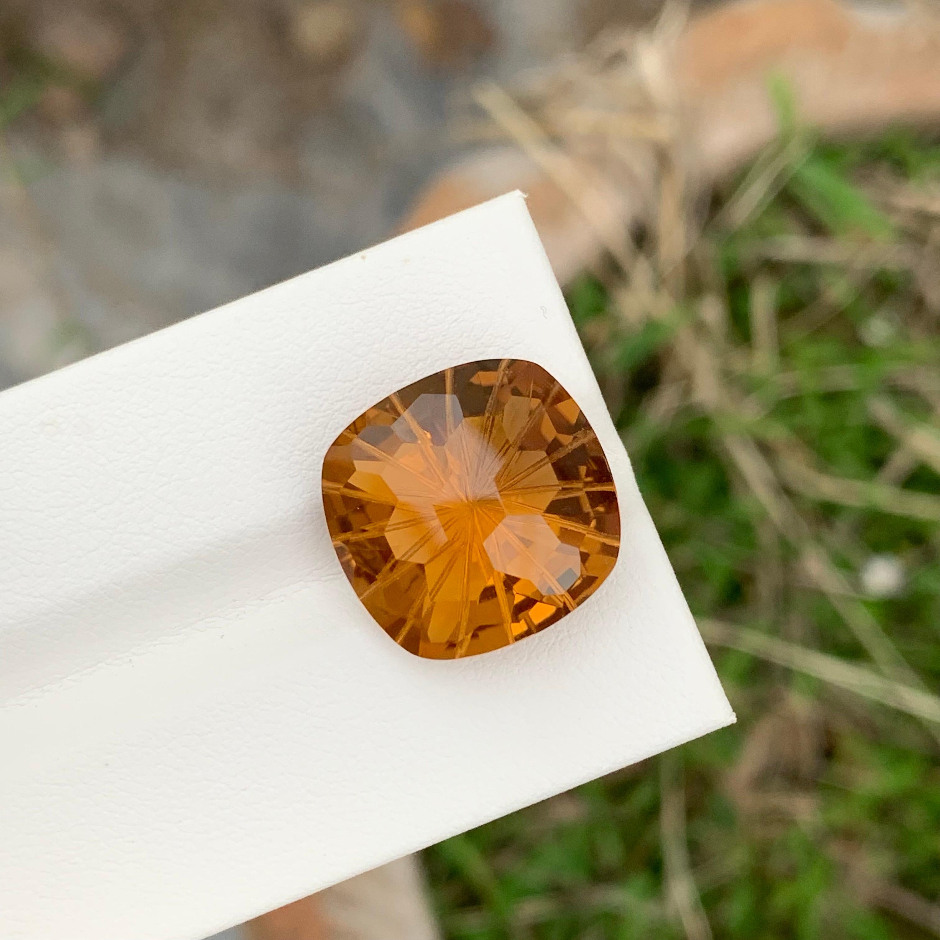 Cushion Cut 14.75 Carat Natural Loose Citrine Cushion Gem For Necklace Jewellery  For Sale