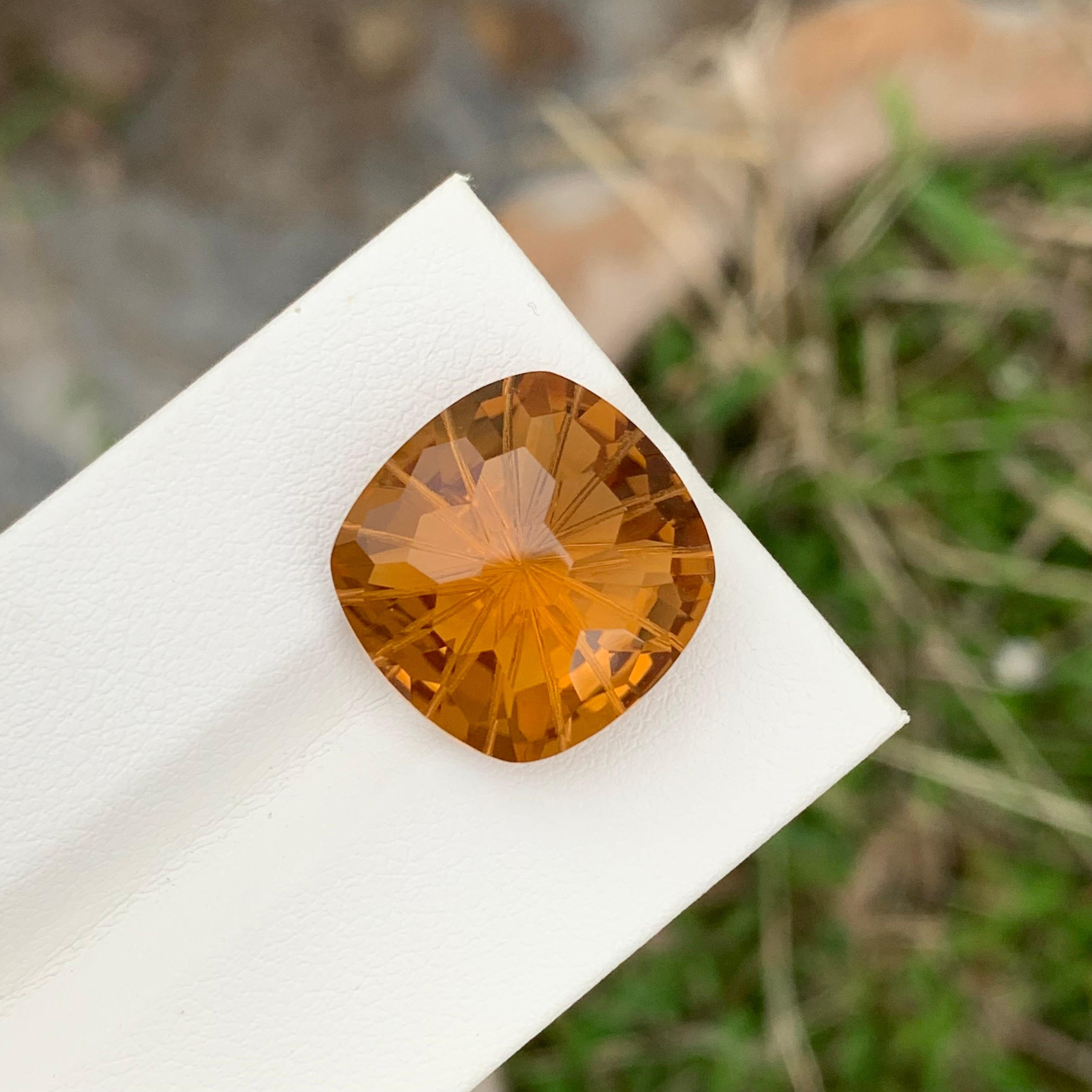 14.75 Carat Natural Loose Citrine Cushion Gem For Necklace Jewellery  For Sale 2