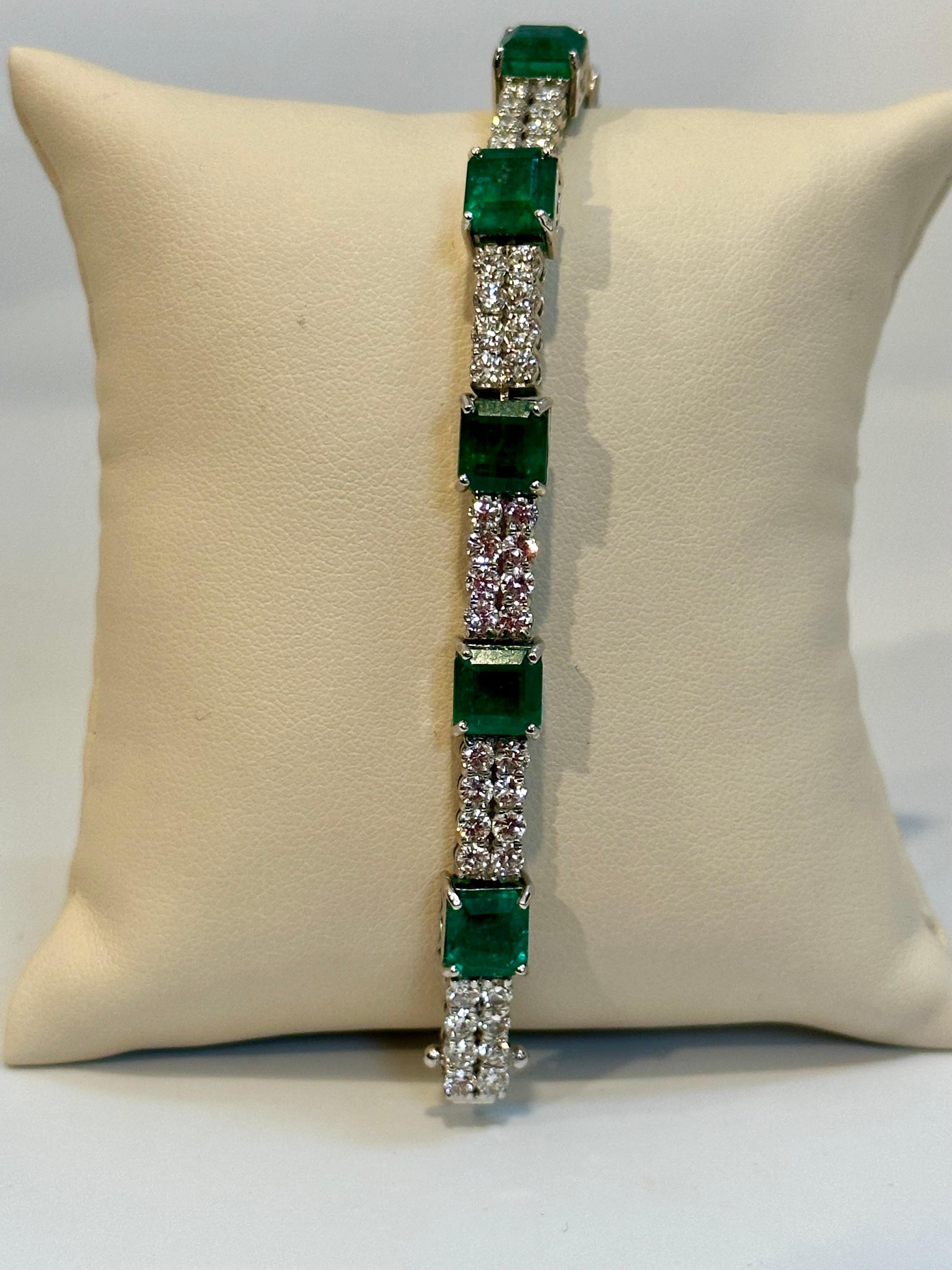 14.76 Carats Natural Zambian Emerald with Diamonds 4.74 Carats and 14k Gold For Sale 8