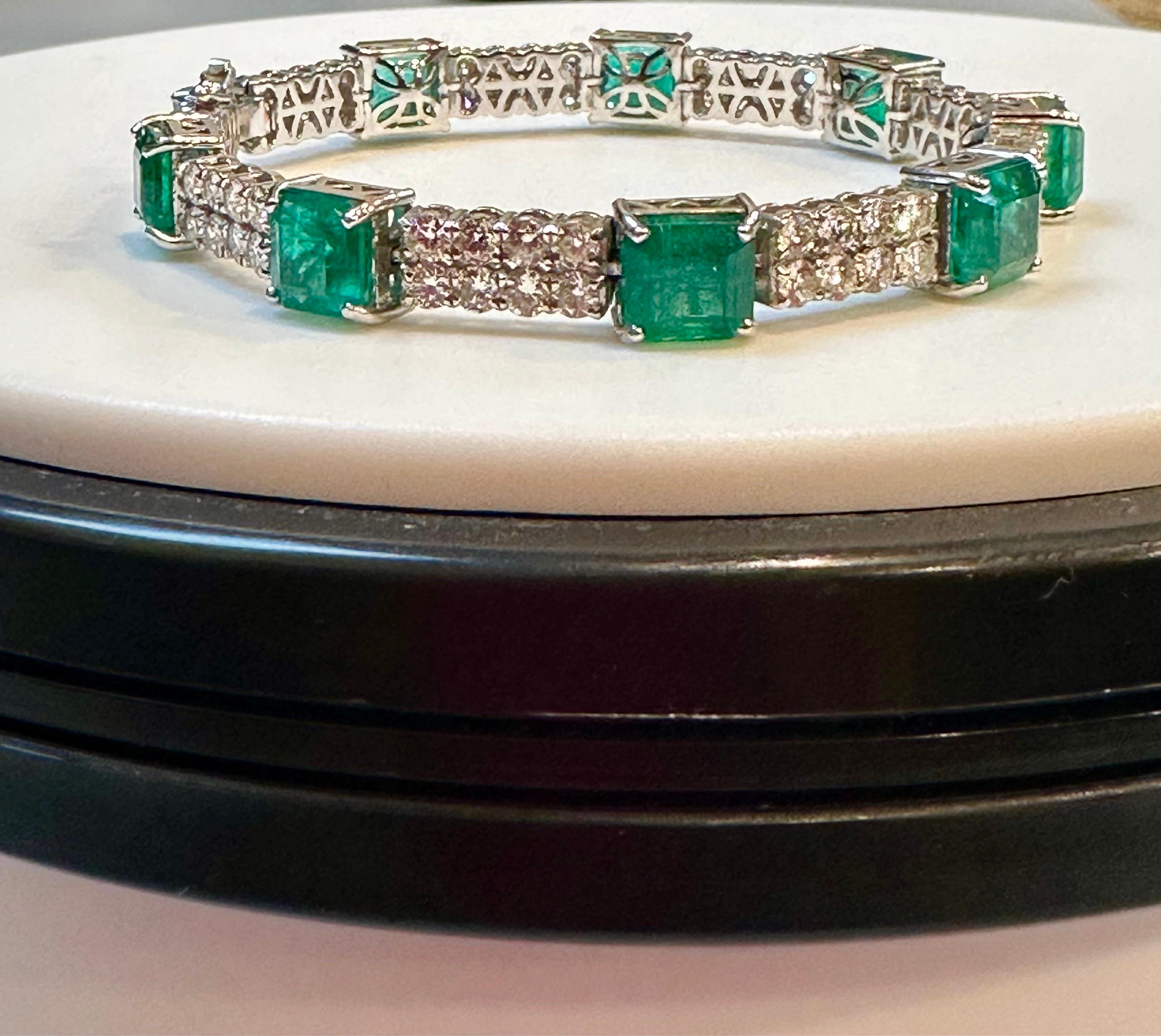 14.76 Carats Natural Zambian Emerald with Diamonds 4.74 Carats and 14k Gold For Sale 12