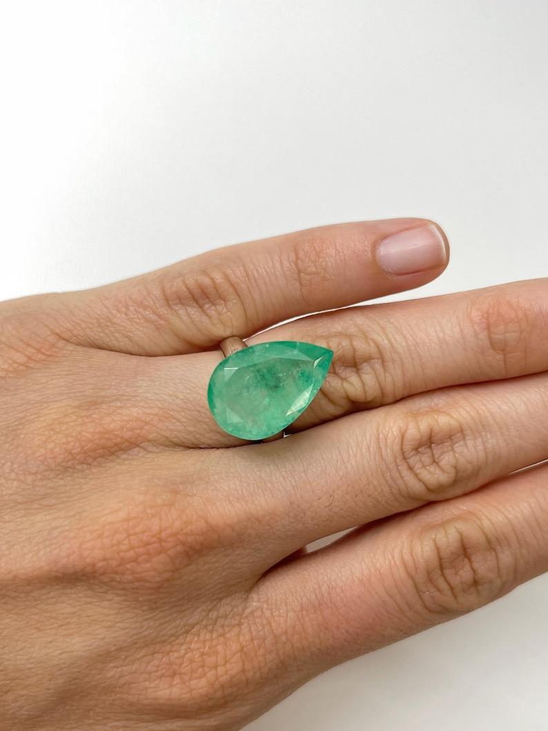 14,77ct 21x14 Greene & Greene naturale smeraldo colombiano - pietra di nascita di maggio con taglio a pera in vendita 2