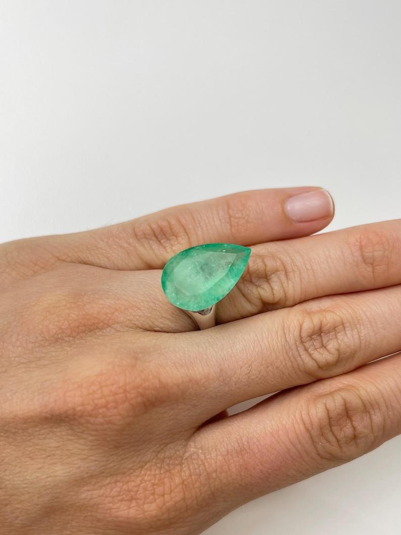 14,77ct 21x14 Greene & Greene naturale smeraldo colombiano - pietra di nascita di maggio con taglio a pera in vendita 3
