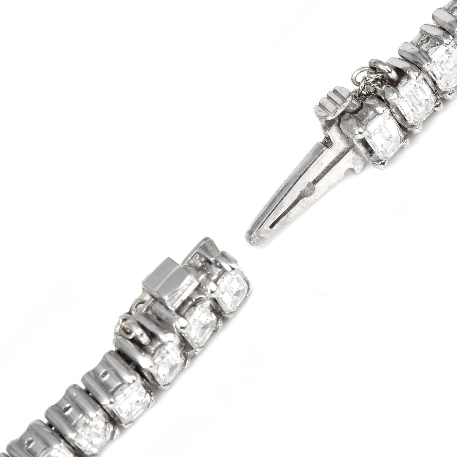 14.79 Carat Emerald-Cut Diamond Platinum Graduated Tennis Bracelet 2