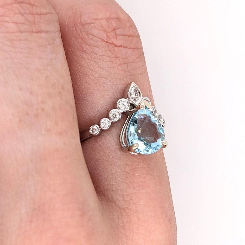 1.47ct Aquamarine Ring w Diamond Accents in 14k White Gold Trillion Cut 9x8mm For Sale 1