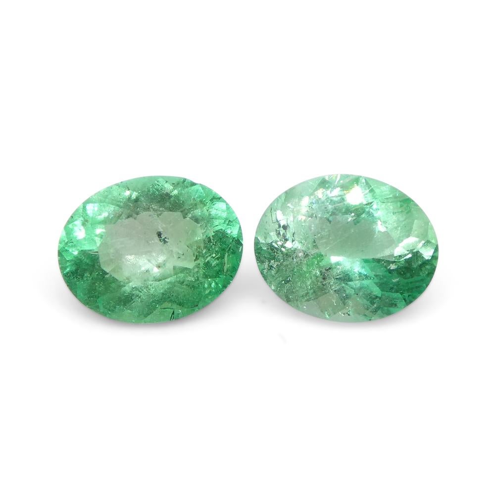 1.47ct Pair Oval Green Emerald from Colombia In New Condition For Sale In Toronto, Ontario