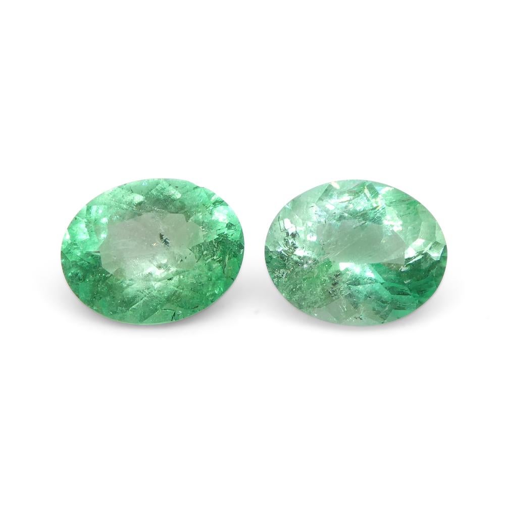 1.47ct Pair Oval Green Emerald from Colombia For Sale 3