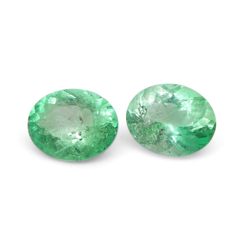 1.47ct Pair Oval Green Emerald from Colombia For Sale 4