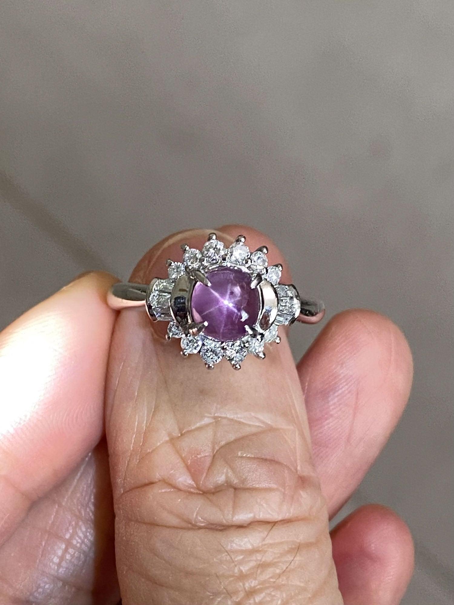 Women's or Men's 1.47ct Purple Star Sapphire with Diamond Halo Platinum Engagement Ring V1161 For Sale