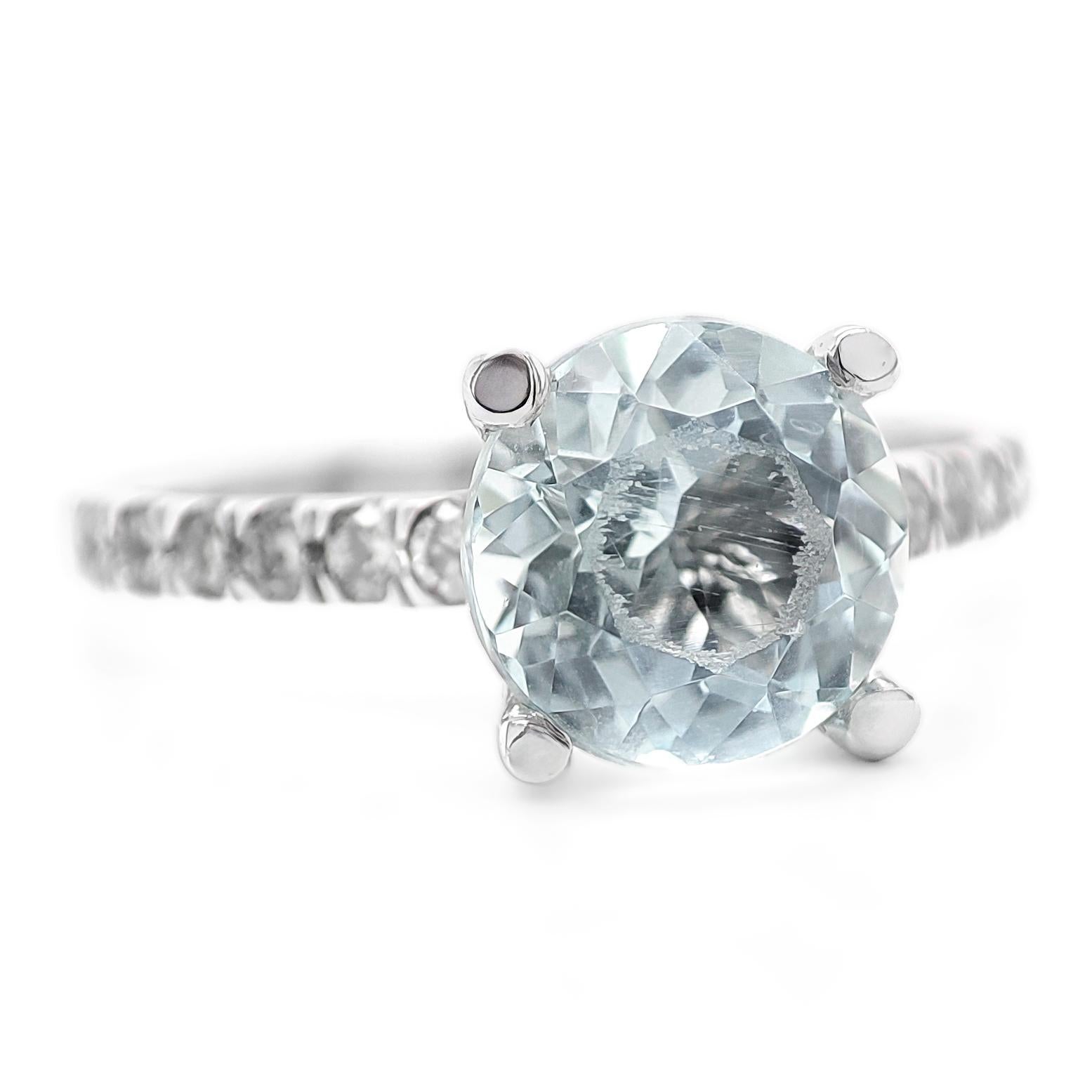 NO RESERVE 1.47CTW Aquamarine and Diamond Engagement 14K White Gold Ring In New Condition For Sale In Ramat Gan, IL