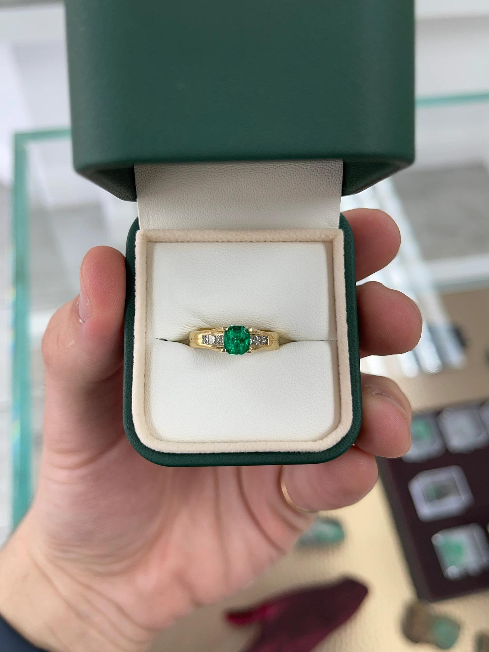 Moderne 1.47tcw AAA+ Colombian Emerald-Asscher Cut & Princesse Cut Diamond Engagement 18K en vente