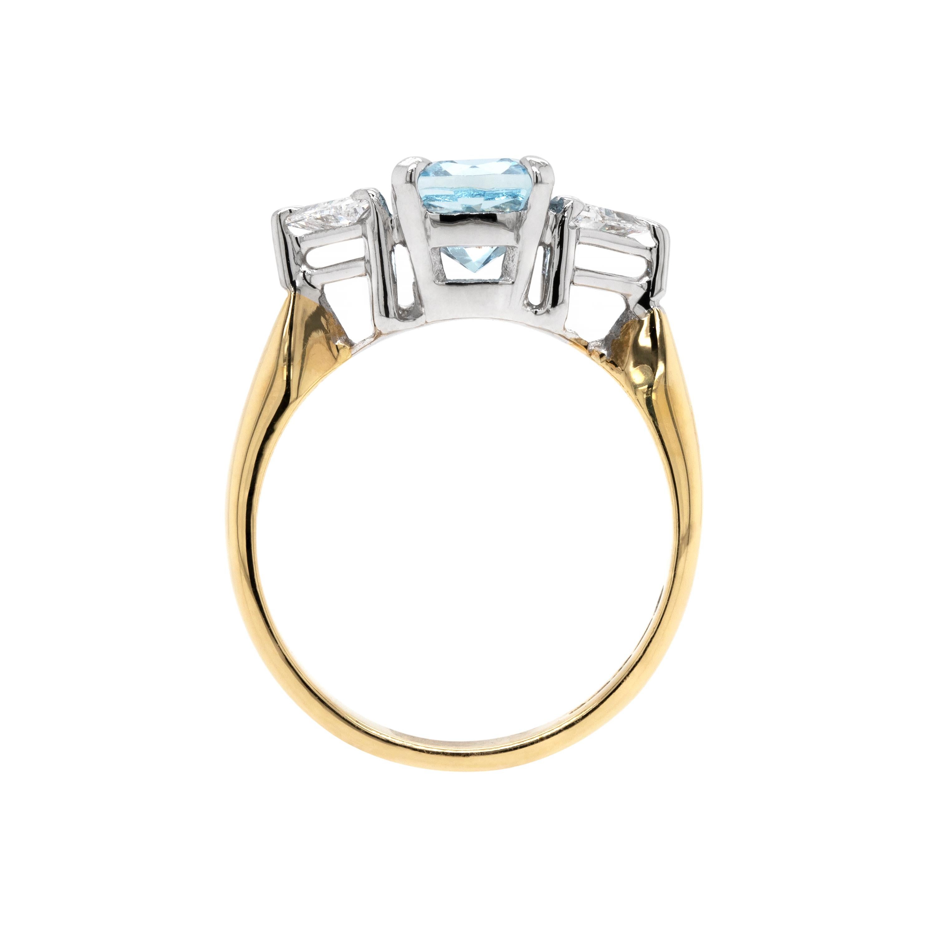 Cushion Cut 1.48 Carat Aquamarine and Diamond 18ct Gold Engagement Ring For Sale
