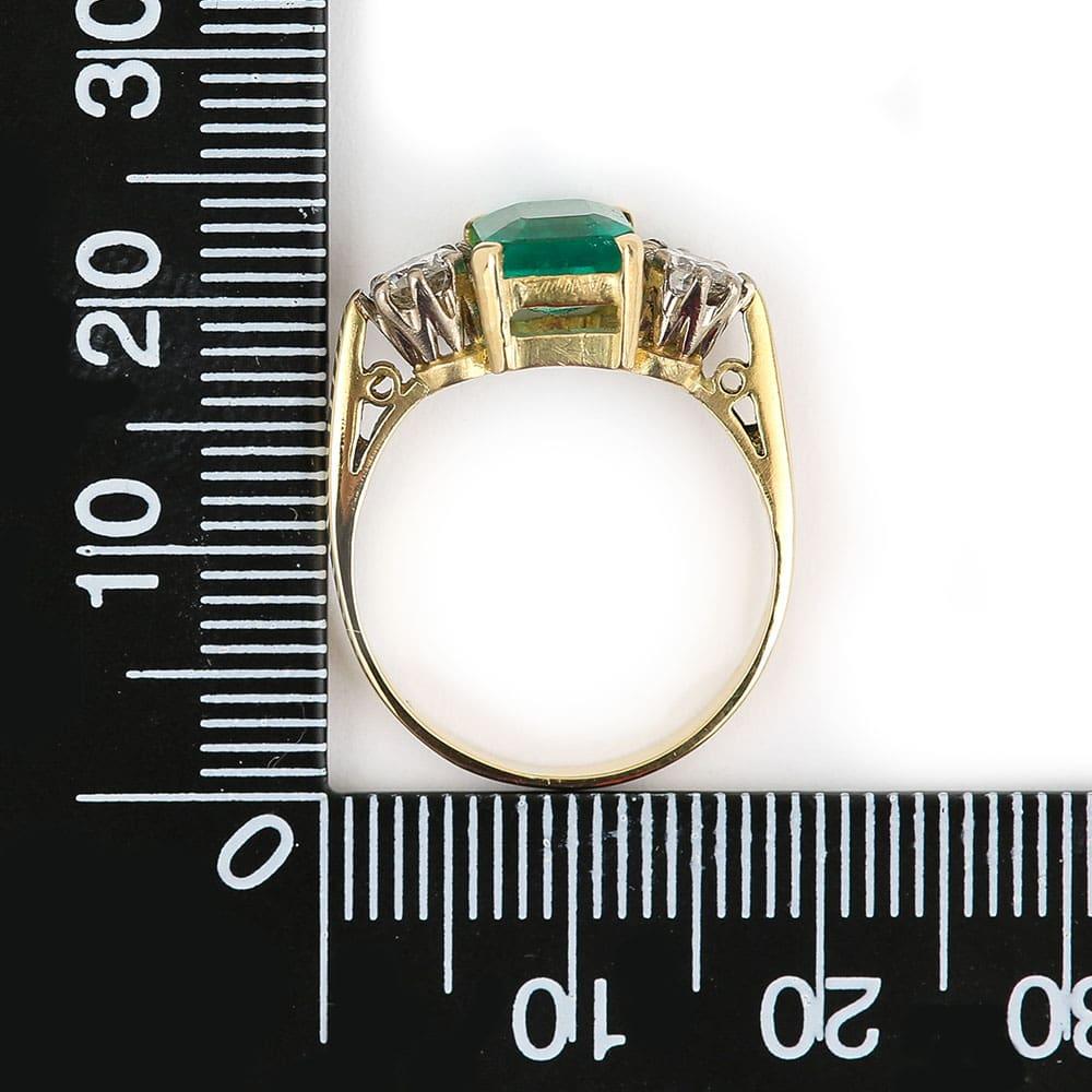 1.48 Carat Emerald and 0.60 Carat Diamond Three Stone Ring 18 Karat Yellow Gold 5
