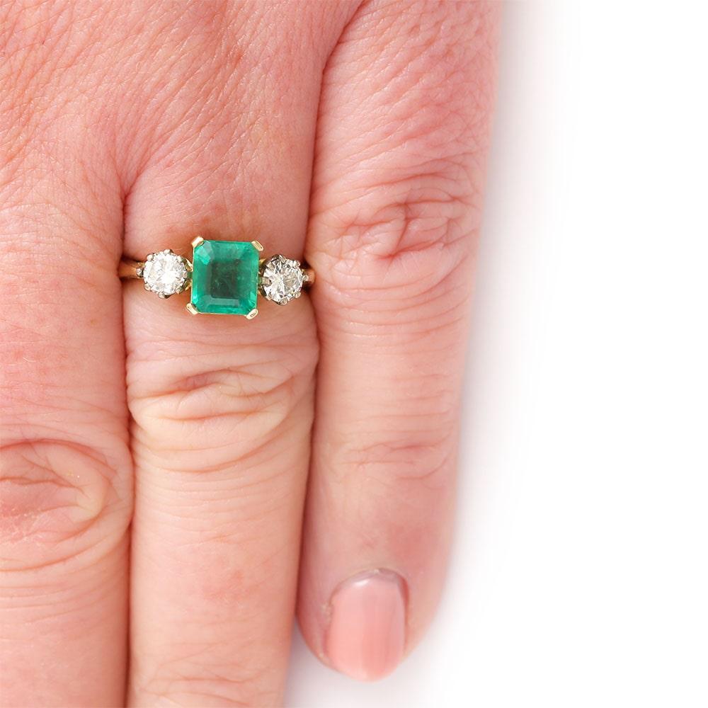 1.48 Carat Emerald and 0.60 Carat Diamond Three Stone Ring 18 Karat Yellow Gold 6