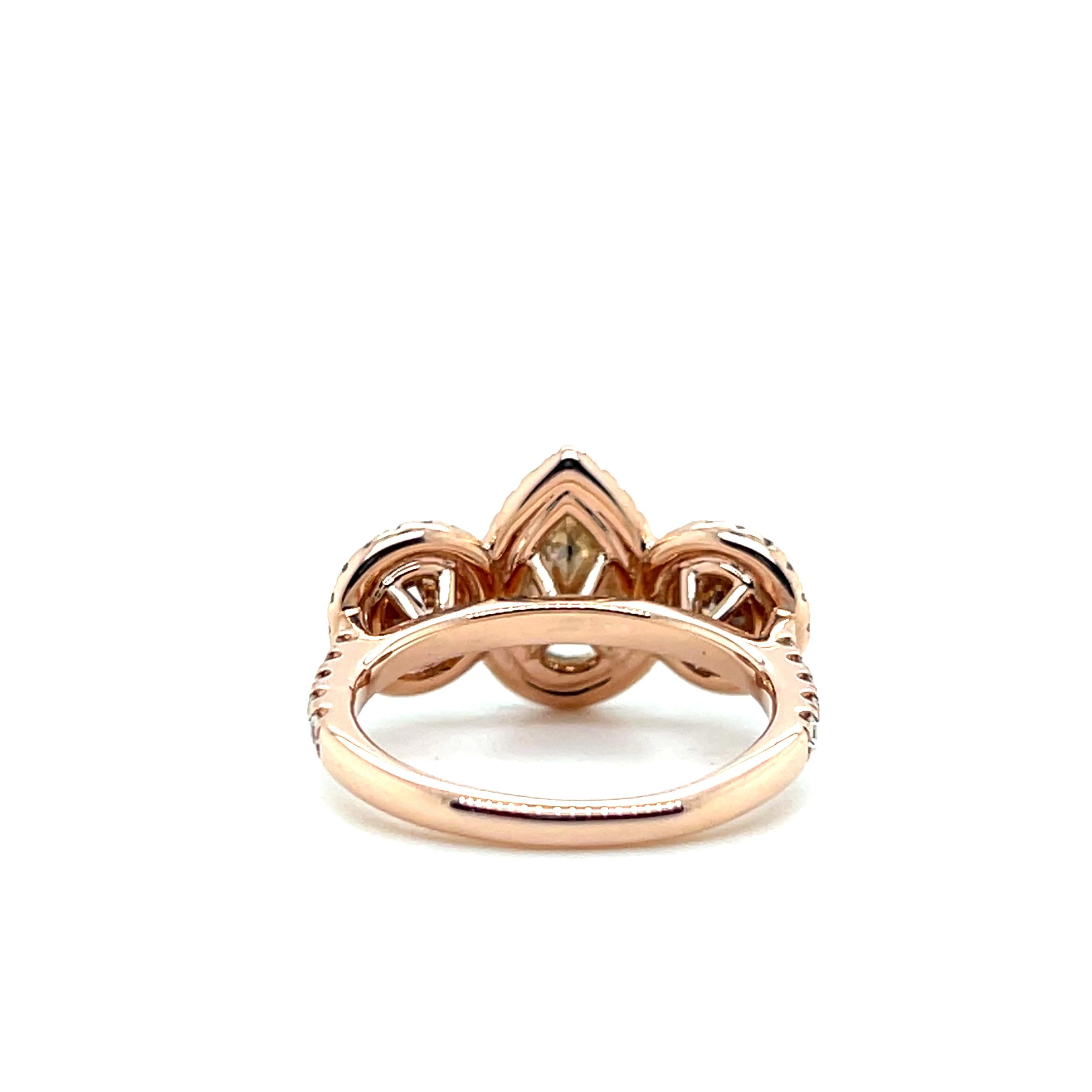 Bague de fiançailles en or rose 1,48 carat Fancy Brown Pear et 1,32 TCW Round Diamond en vente 1