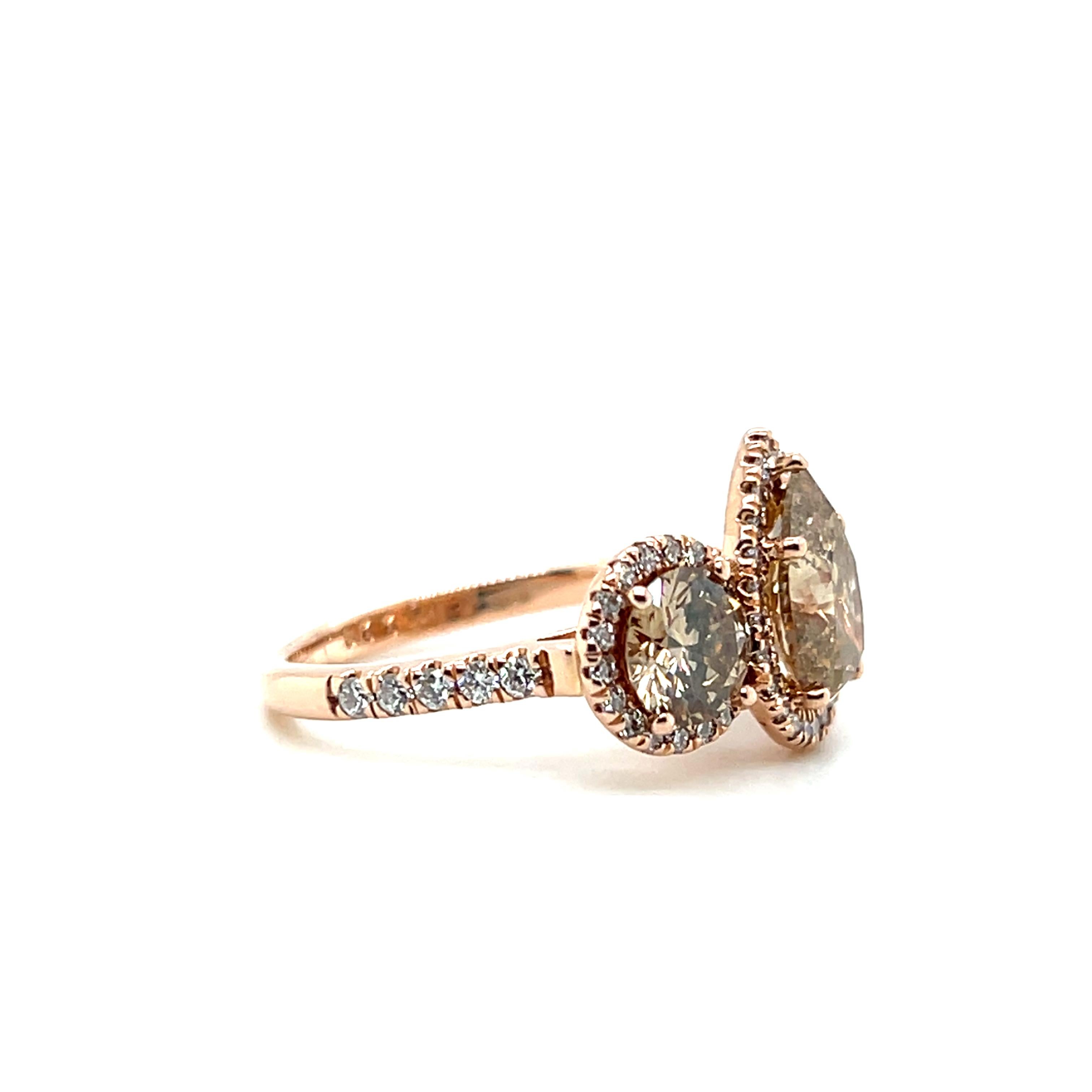 Bague de fiançailles en or rose 1,48 carat Fancy Brown Pear et 1,32 TCW Round Diamond en vente 2