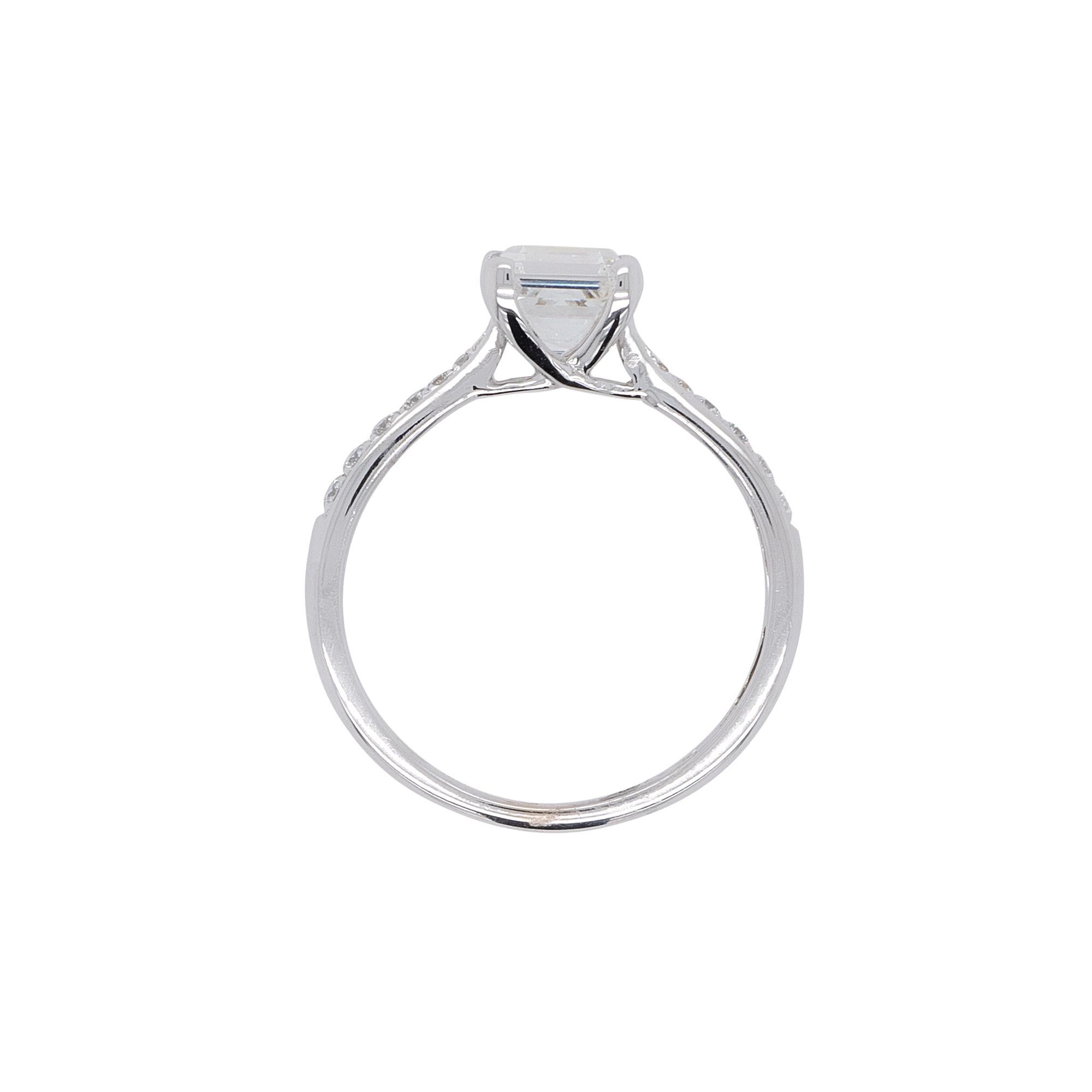 1.48 Carat GIA Emerald Cut Engagement Ring Set en vente 2