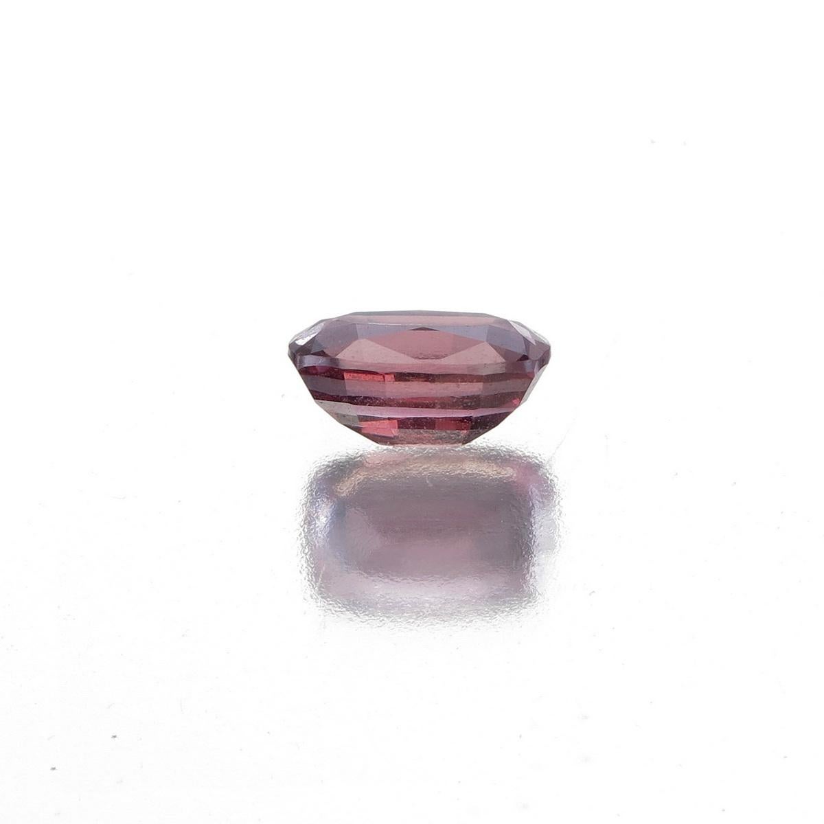 1.48 Carat Natural Pink Spinel from Burma In New Condition For Sale In Hua Hin, TH