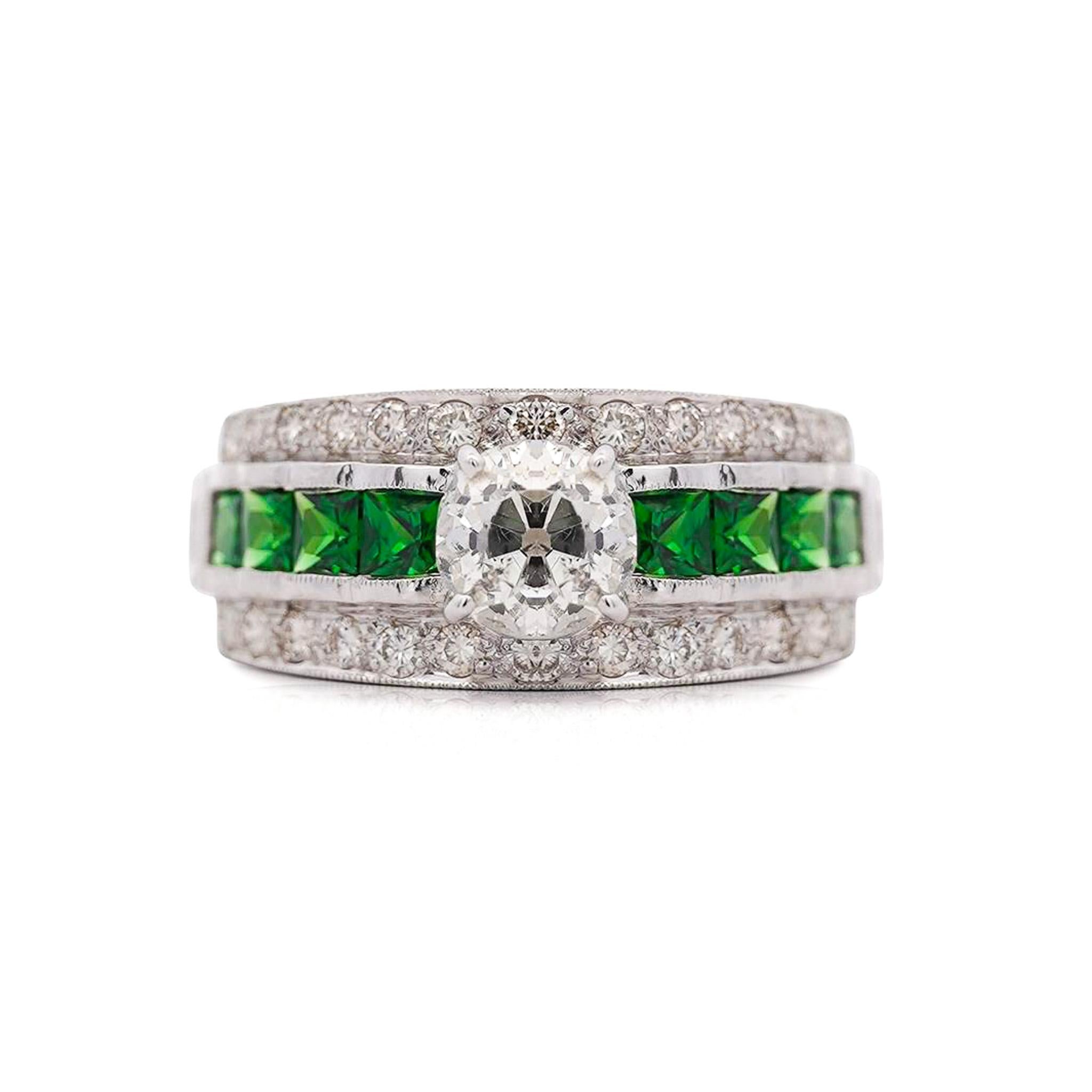1.48 Carat Old Cut Diamond and Tsavorite Vintage Art Deco Filigree Ring For Sale 2