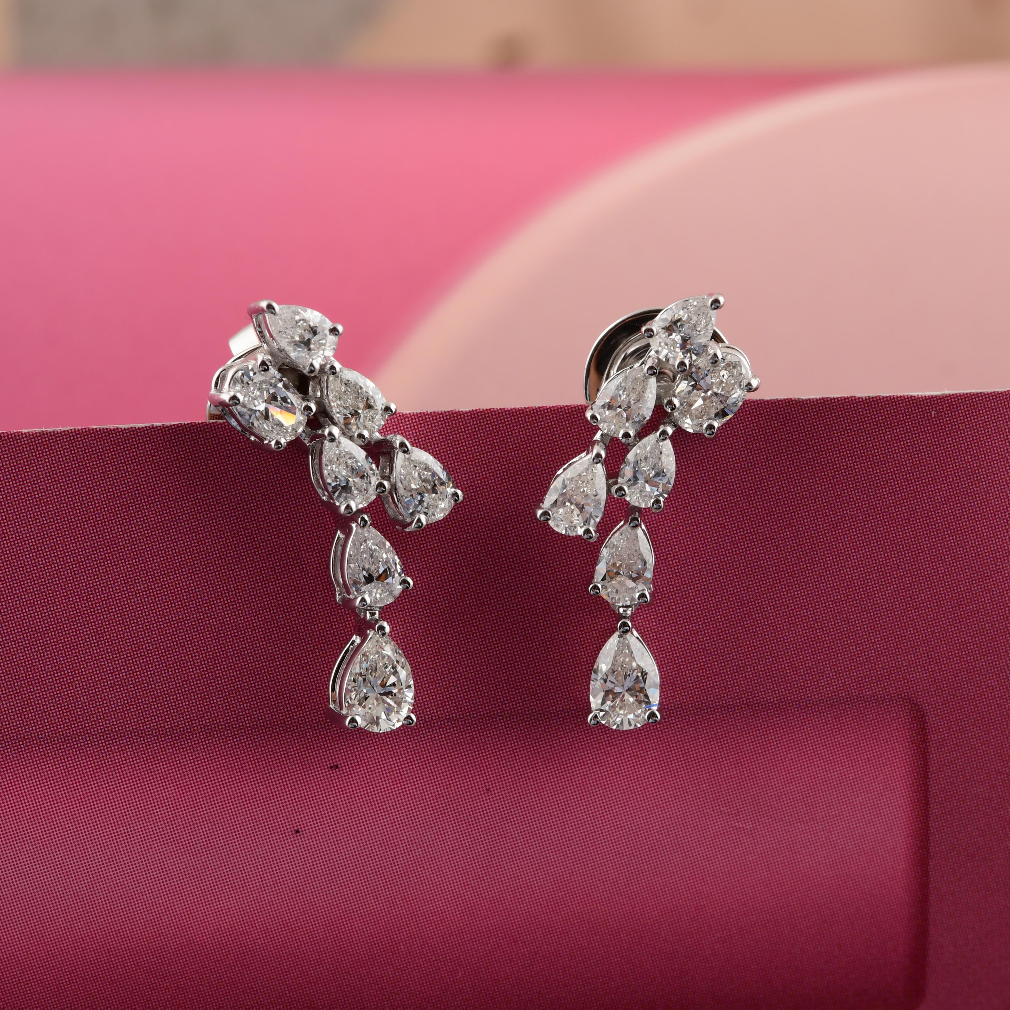 1.48 Carat SI Clarity HI Color Pear Oval Diamond Earrings 18 Karat White Gold In New Condition For Sale In Diera, Dubai