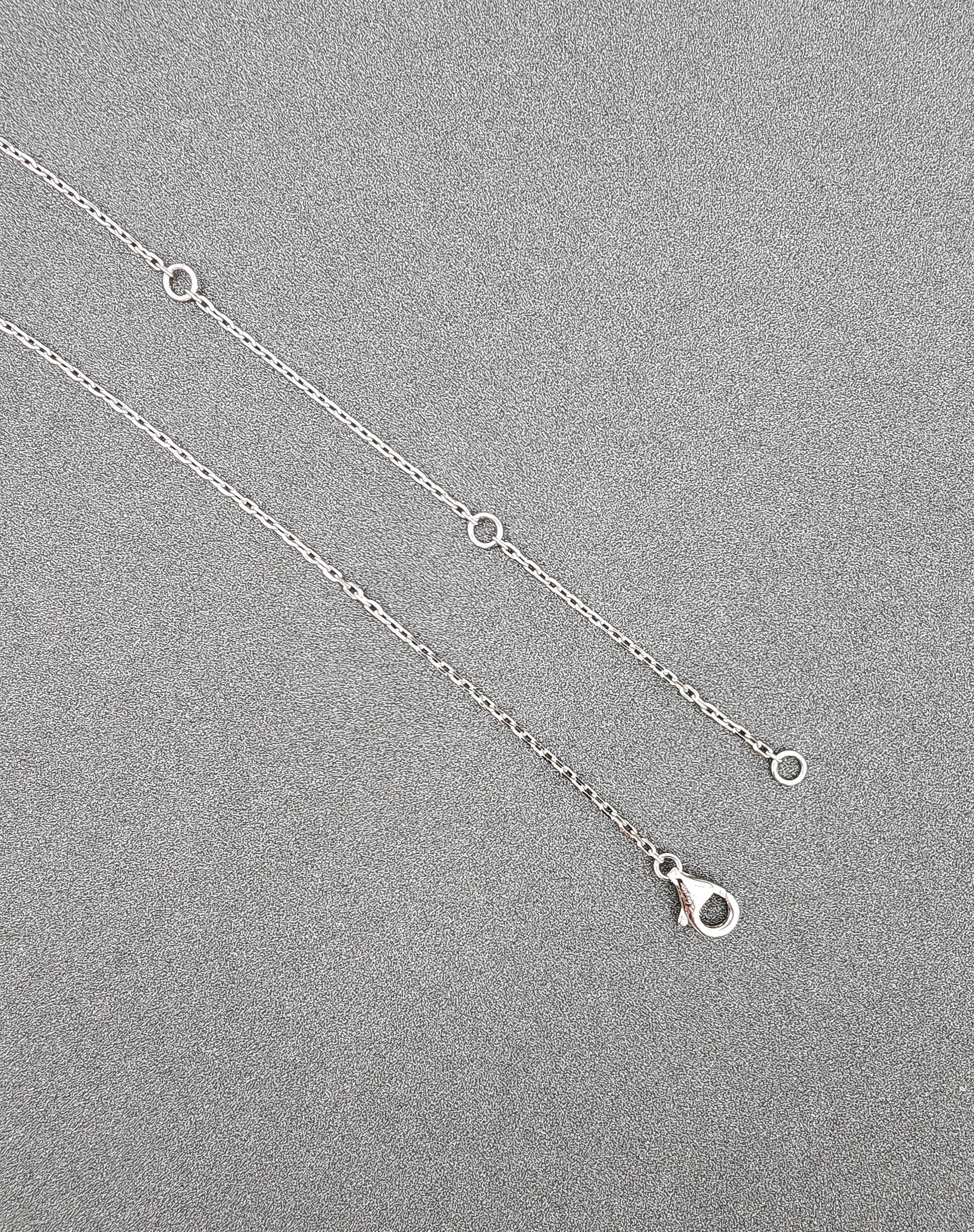 1.48 ct Cartier Agrafe necklace In Excellent Condition In Chicago, IL