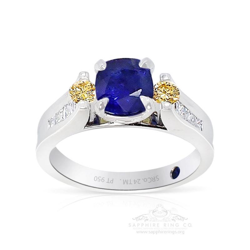 Modern 1.48 ct Platinum Sapphire Ring - GIA Certified Ceylon Blue Sapphire  For Sale