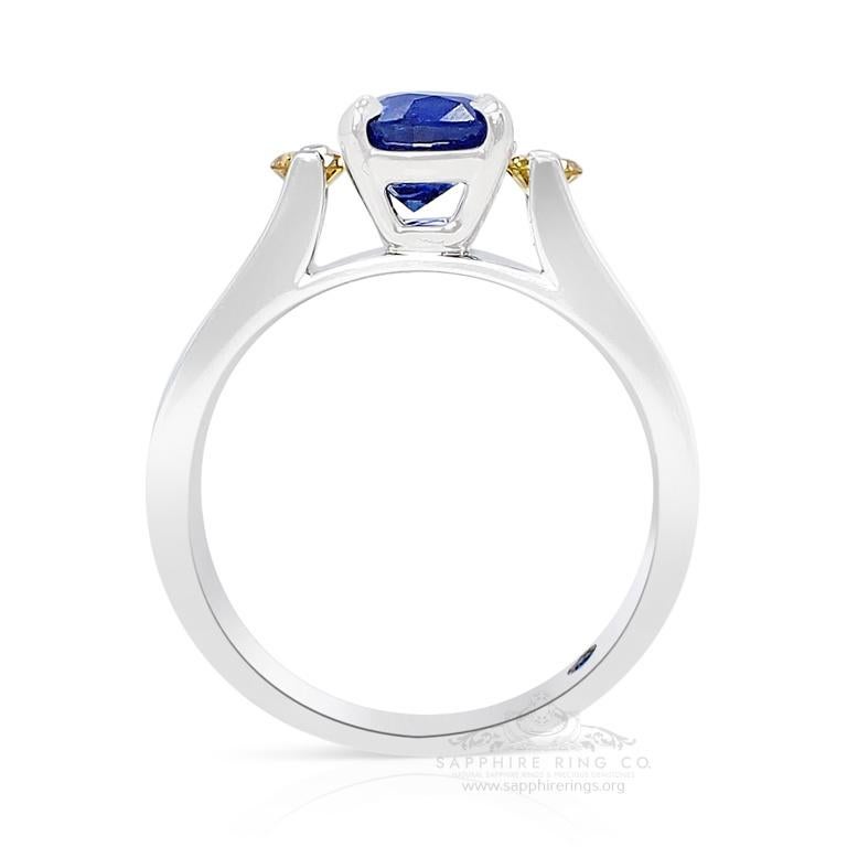Women's or Men's 1.48 ct Platinum Sapphire Ring - GIA Certified Ceylon Blue Sapphire For Sale