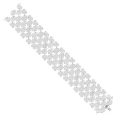 Bracelet manchette en forme de cœur en or blanc 18 carats avec diamants 14,80 carats