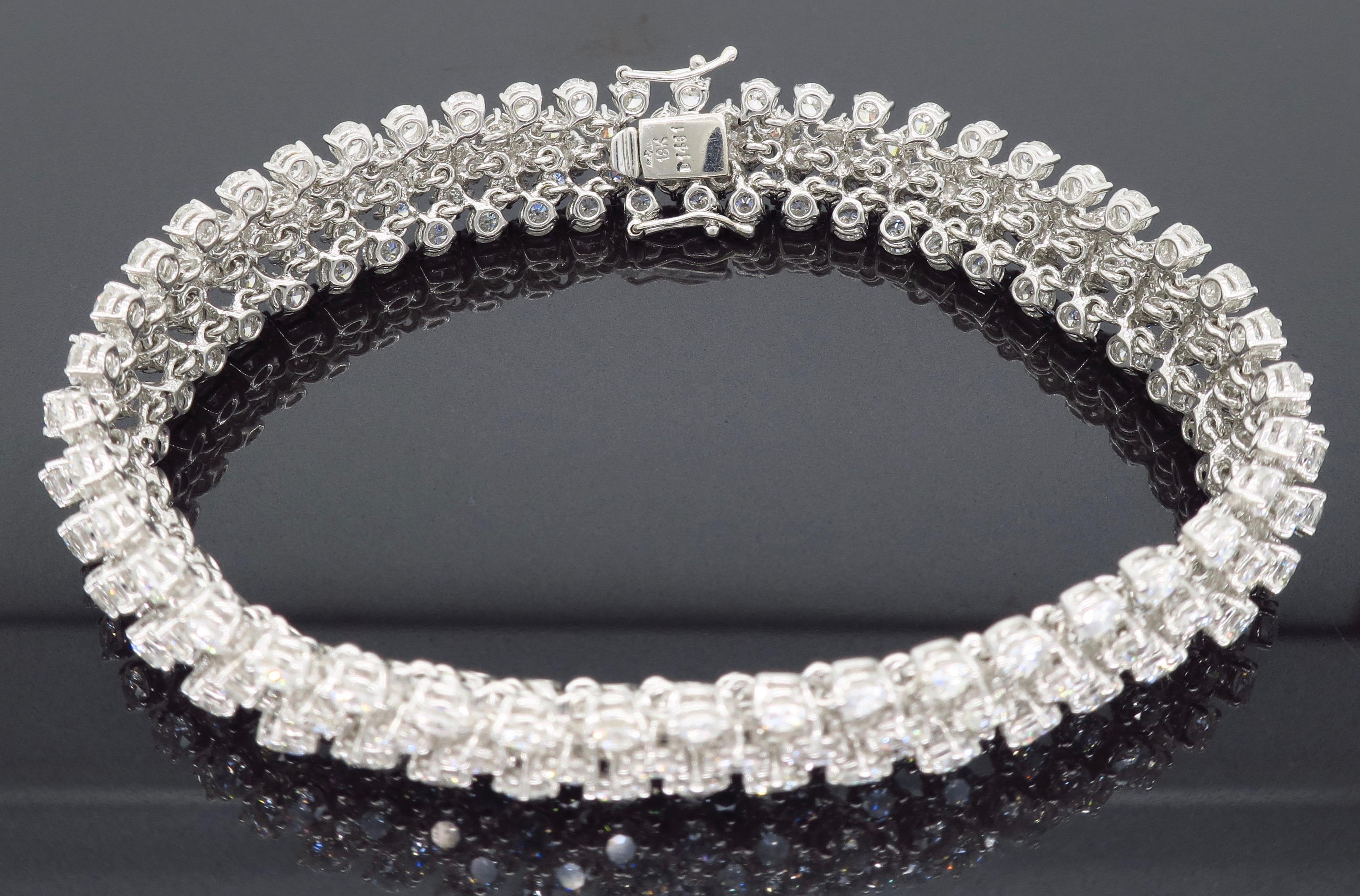 14.61 Carat Diamond Bracelet Made in 18 Karat White Gold In New Condition In Webster, NY