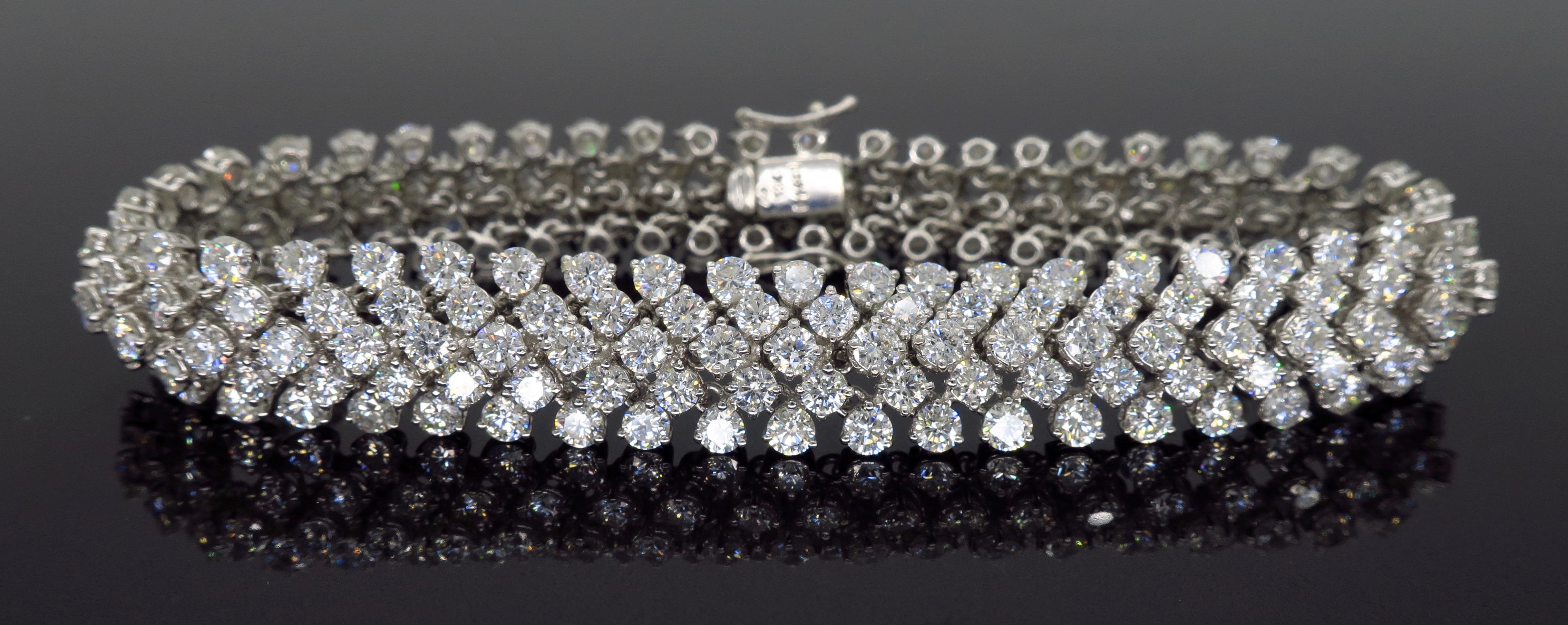 Women's or Men's 14.61 Carat Diamond Bracelet Made in 18 Karat White Gold