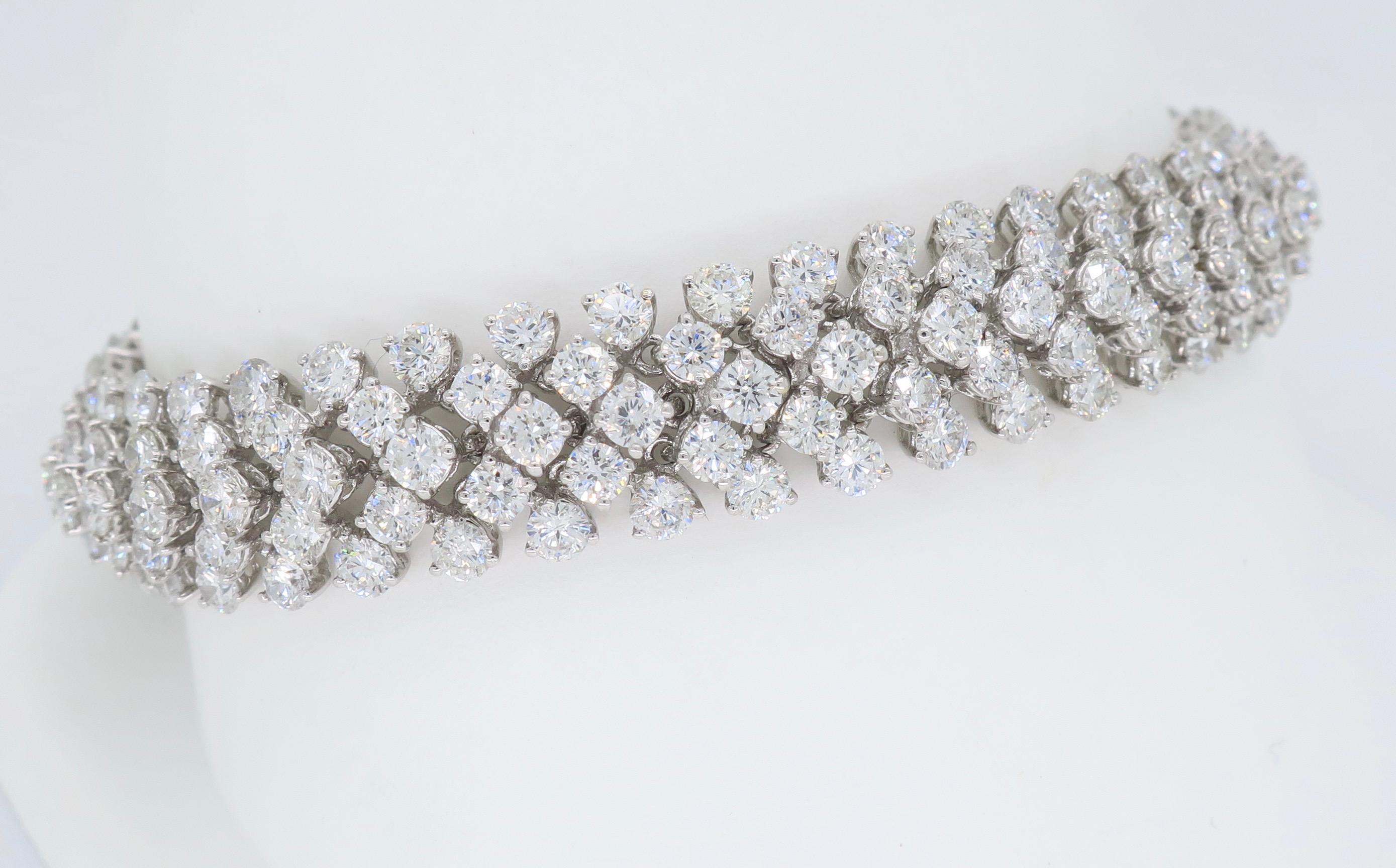 14.61 Carat Diamond Bracelet Made in 18 Karat White Gold 3
