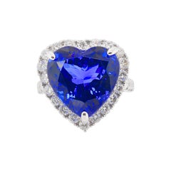 14.80 Carat Heart-Shaped Tanzanite and Diamond Ring Set in Platinum