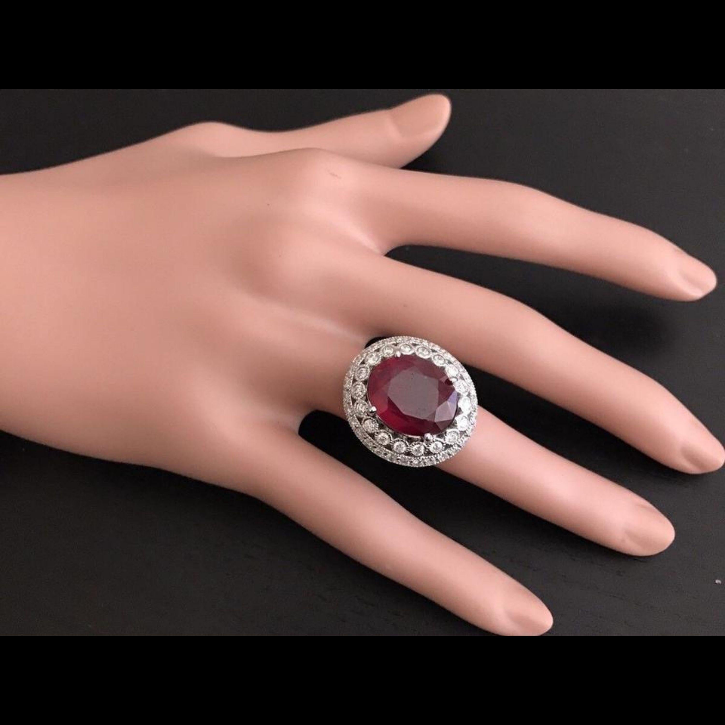 14.80 Carat Impressive Red Ruby and Natural Diamond 14 Karat White Gold Ring For Sale 1