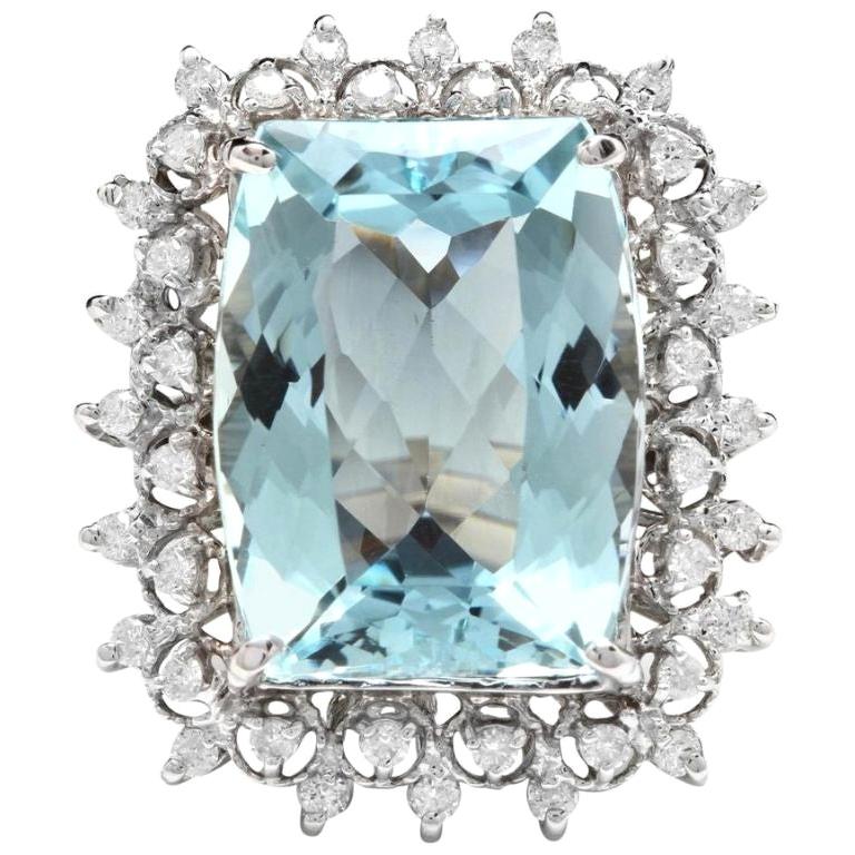 14.80 Carat Natural Aquamarine and Diamond 14 Karat Solid White Gold Ring For Sale