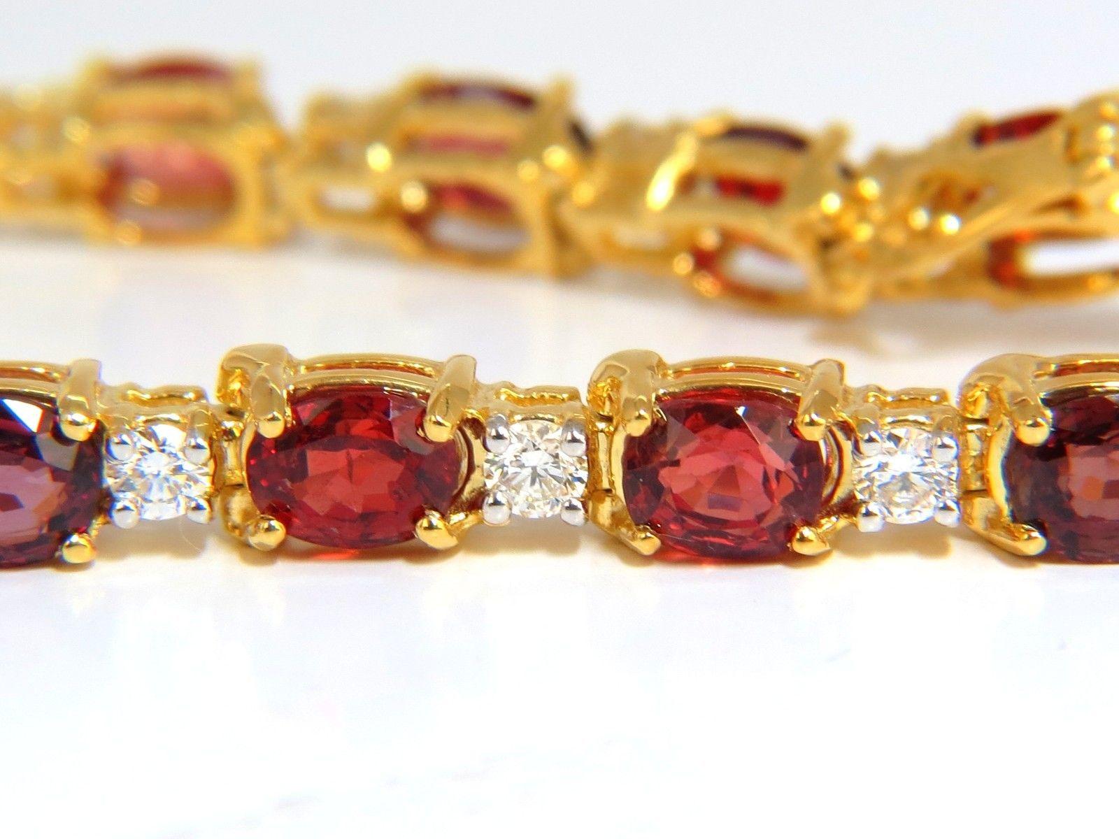 14.81ct Natural No Heat Red Spinel Diamonds Tennis Bracelet 14KT Unheated In New Condition For Sale In New York, NY