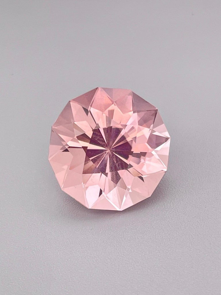 Morganite Brute 1,40 Ct – Taille Poire, Couleur Rose, Clarté VVS1, Brésil
