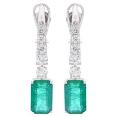 14,84 Ct. Pendientes colgantes de esmeralda de Zambia 3,06 qt. Diamante SI/H Oro Blanco 18k