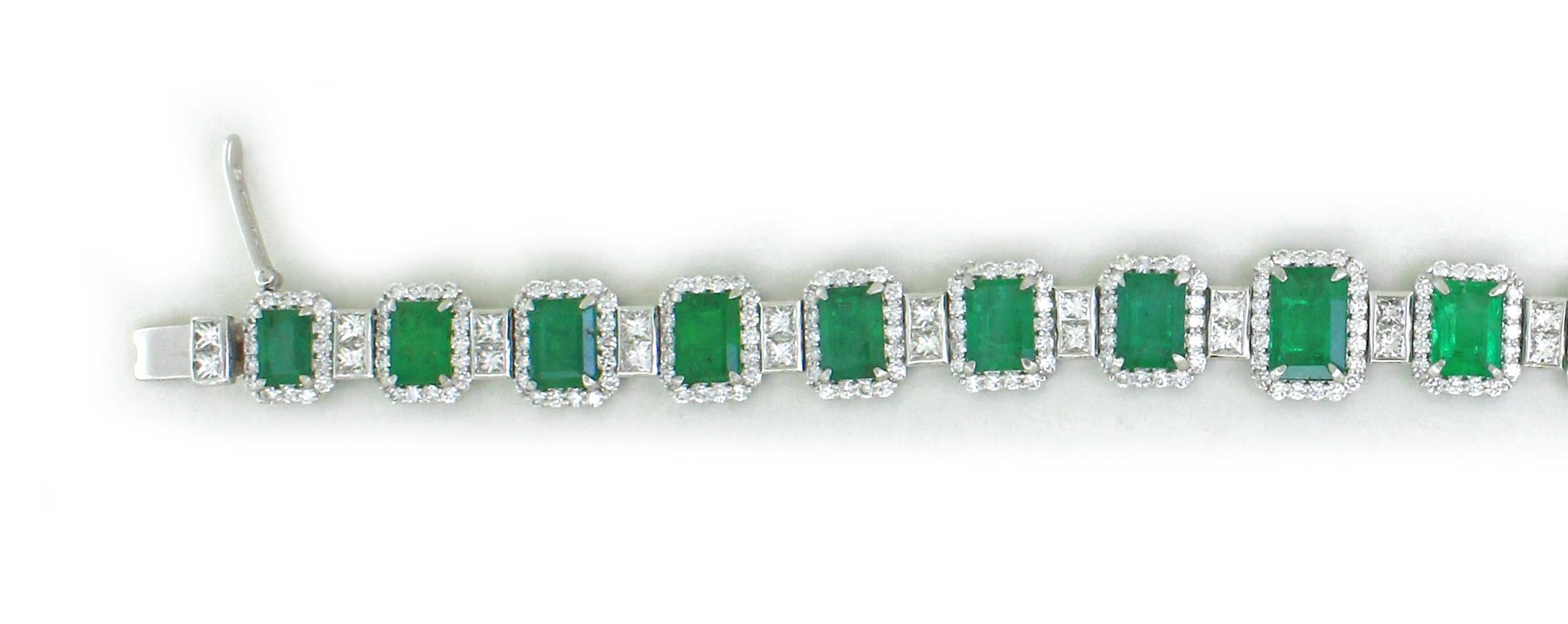 Emerald Cut 14.85 carats Emerald bracelet 