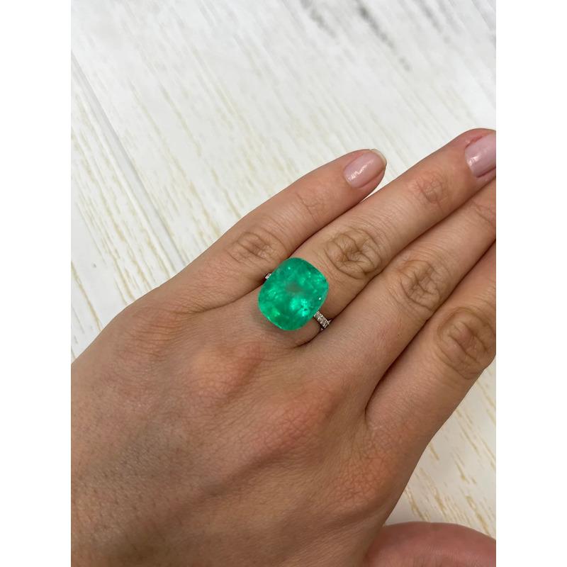 14.88 Carat Natural Cushion Colombian Emerald - 16x13mm Loose Gemstone Cut For Sale 1
