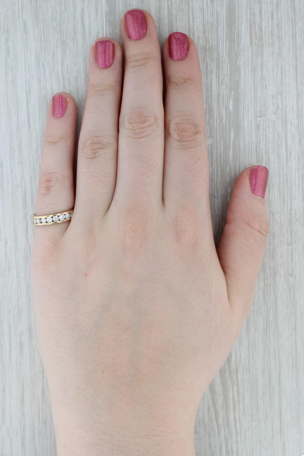 Alliance d'éternité empilable en or jaune 14 carats avec diamants de 1,48 carat en vente 3