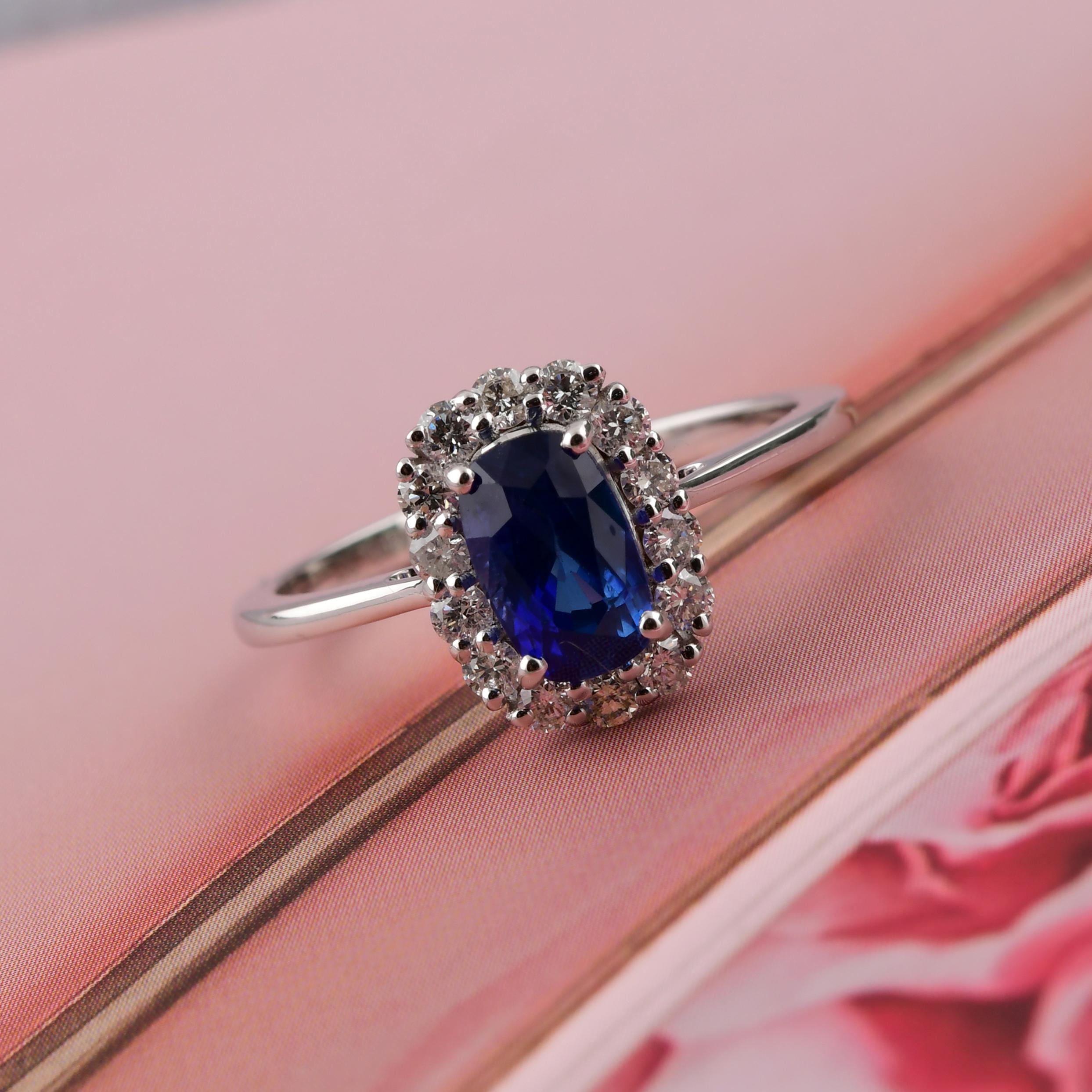 1,49 Karat Blauer Saphir 0,36 Karat SI/H Diamantring aus 18 Karat Weißgold Schmuck im Zustand „Neu“ im Angebot in Diera, Dubai