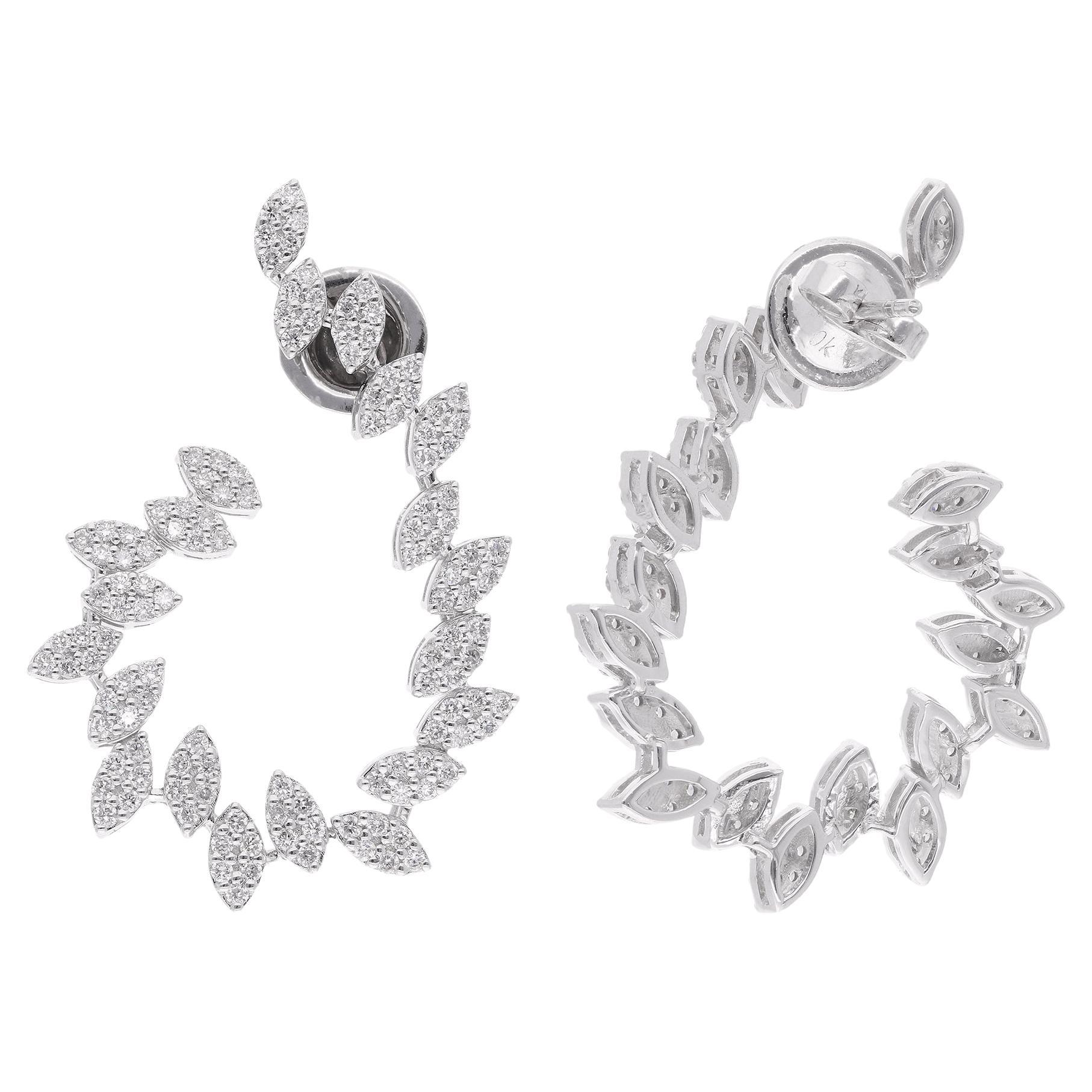 1.49 Carat Diamond Dangle Earrings 10 Karat White Gold Handmade Fine Jewelry (Boucles d'oreilles pendantes en diamant de 1,49 carat) en vente