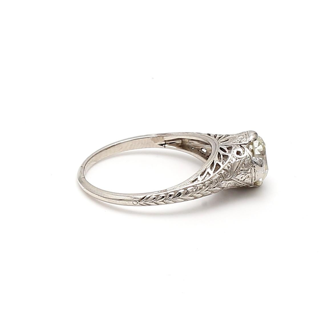 Taille vieille Europe Bague Art déco en platine avec diamant taille européenne ancienne de 1,49 carat M SI1 en vente