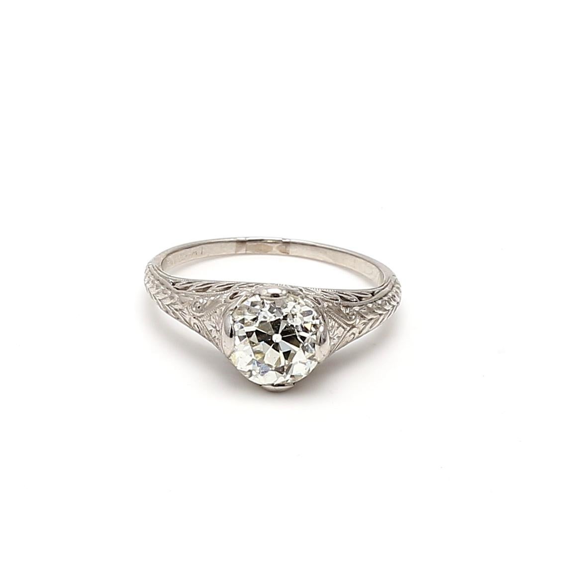 Bague Art déco en platine avec diamant taille européenne ancienne de 1,49 carat M SI1 en vente 3